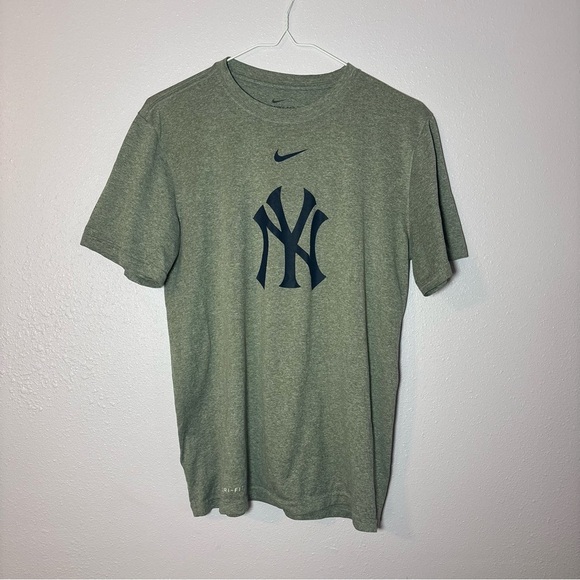 Nike Other - Nike Men's Olive Tee with Navy Logo